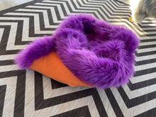 Load image into Gallery viewer, Penny,Cozy and comfy Pet bed, especially for senior pets and puppies