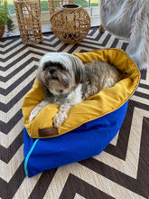 Load image into Gallery viewer, Leo,Snuggle Bed for Pets