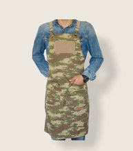 Load image into Gallery viewer, Unisex Camouflage Apron