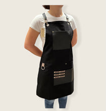 Load image into Gallery viewer, Black Apron with Wide Pockets-LONDON 02