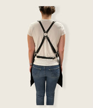 Load image into Gallery viewer, Black Apron with Wide Pockets-LONDON 02