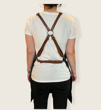 Load image into Gallery viewer, Extra Pocket Design Black Apron- NEW YORK 01