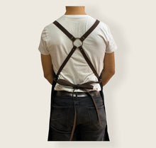 Load image into Gallery viewer, Extra Pocket Design Black Apron- NEW YORK 01