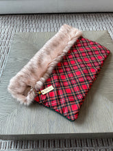 Load image into Gallery viewer, Tiffany, Snuggle Bed for Pets, Cuddle Bed