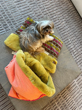 Load image into Gallery viewer, Juno Snuggle Bed for Pets, Gift for Pet
