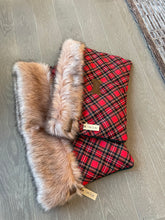 Load image into Gallery viewer, Tiffany, Snuggle Bed for Pets, Cuddle Bed