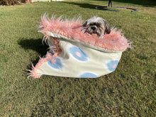 Load image into Gallery viewer, Mia Soft Pink Cave Pet Bed