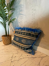 Load image into Gallery viewer, Scout Cave Bed for Pets, Cuddle Bed