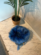 Load image into Gallery viewer, Scout Cave Bed for Pets, Cuddle Bed