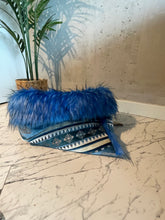 Load image into Gallery viewer, Scout Cave Bed for Pets, Cuddle Bed