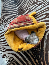 Load image into Gallery viewer, Sophie, High-end faux fur and kilim-velvet fabric, handmade pet bed