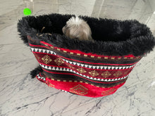 Load image into Gallery viewer, Zeus Snuggle Bed for Pets
