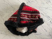 Load image into Gallery viewer, Zeus Snuggle Bed for Pets