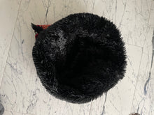 Load image into Gallery viewer, Zeus Snuggle Bed for Pets