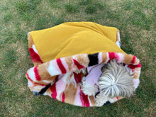 Load image into Gallery viewer, Teddy Soft Faux Fur Cave Pet Bed