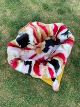 Load image into Gallery viewer, Teddy Soft Faux Fur Cave Pet Bed