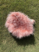 Load image into Gallery viewer, Mia Soft Pink Cave Pet Bed
