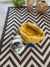 Load image into Gallery viewer, Leo,Snuggle Bed for Pets
