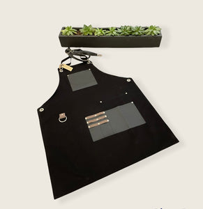 Black Apron with Wide Pockets-LONDON 02