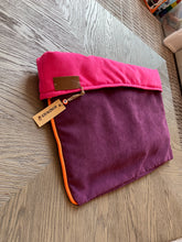 Load image into Gallery viewer, Bella, Faux Fur Pet Bed, Travel Bed
