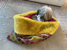 Load image into Gallery viewer, Chip-Snuggle Bed for Pets, Cuddle Bed
