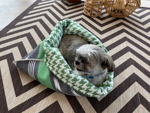 Milo Cave Pet Bed,Luxury Pet Travel Bed