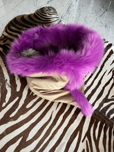 Load image into Gallery viewer, Rosie, High-end faux fur and velvet fabric handmade pet bed
