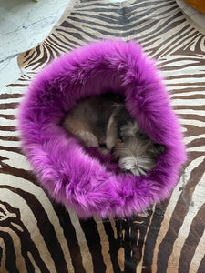 Rosie, High-end faux fur and velvet fabric handmade pet bed