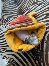 Load image into Gallery viewer, Sophie, High-end faux fur and kilim-velvet fabric, handmade pet bed

